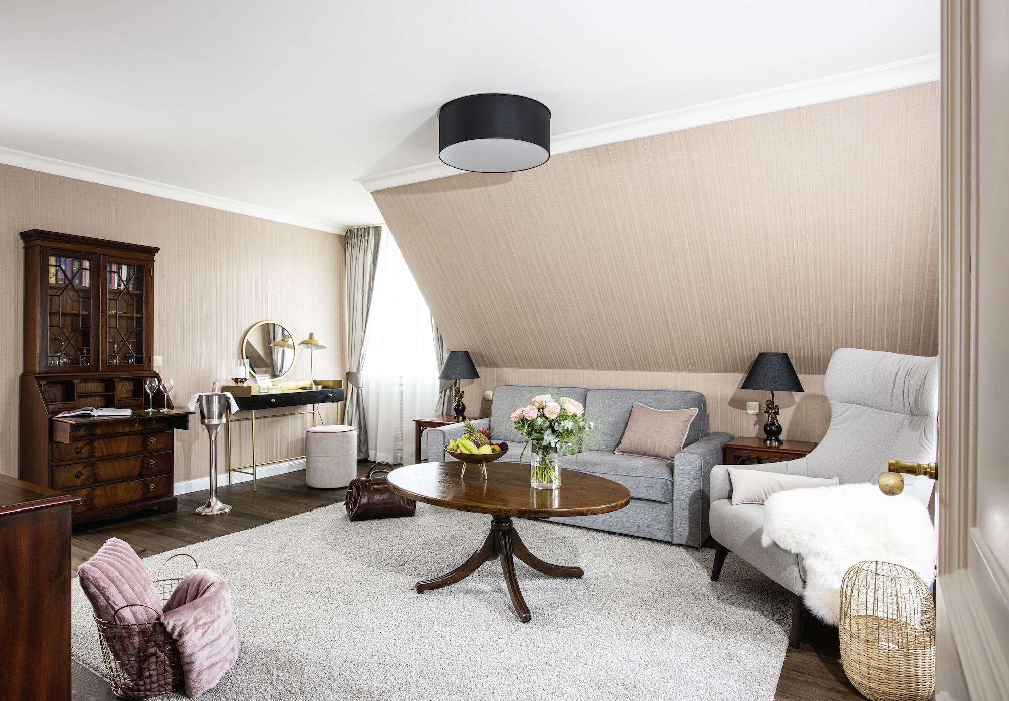 Althoff Hotel Fürstenhof Celle Exterior foto A living room